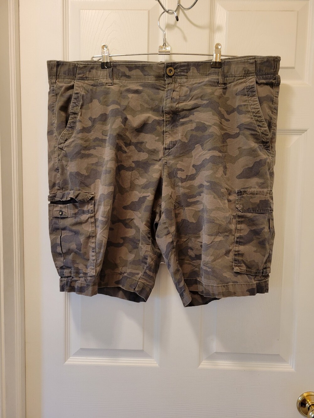 Mens Sz. 42 Apt. 9 Cargo Shorts